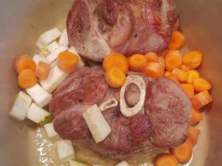 Rezept: Rindfleischsuppe ist die "Sonntagssuppe" à la Biggi Bild Nr. 1099 Rindfleischsuppe ist die "Sonntagssuppe" à la Biggi - Rezept - Bild Nr. 1099