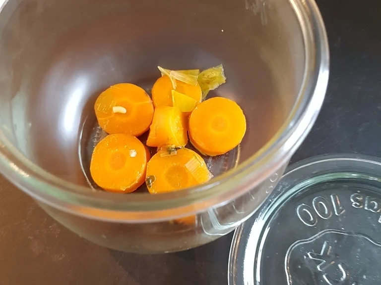 Rezept: Rindfleischsuppe ist die "Sonntagssuppe" à la Biggi Bild Nr. 1108 Rindfleischsuppe ist die "Sonntagssuppe" à la Biggi - Rezept - Bild Nr. 1108