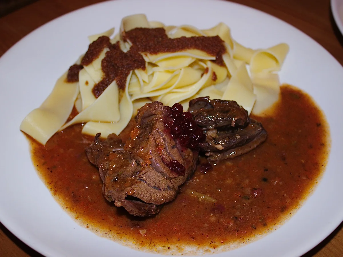 Rezept: Sauerbraten von der Rehkeule, aus dem Backofen Bild Nr. 1070 Sauerbraten von der Rehkeule, aus dem Backofen - Rezept - Bild Nr. 1070