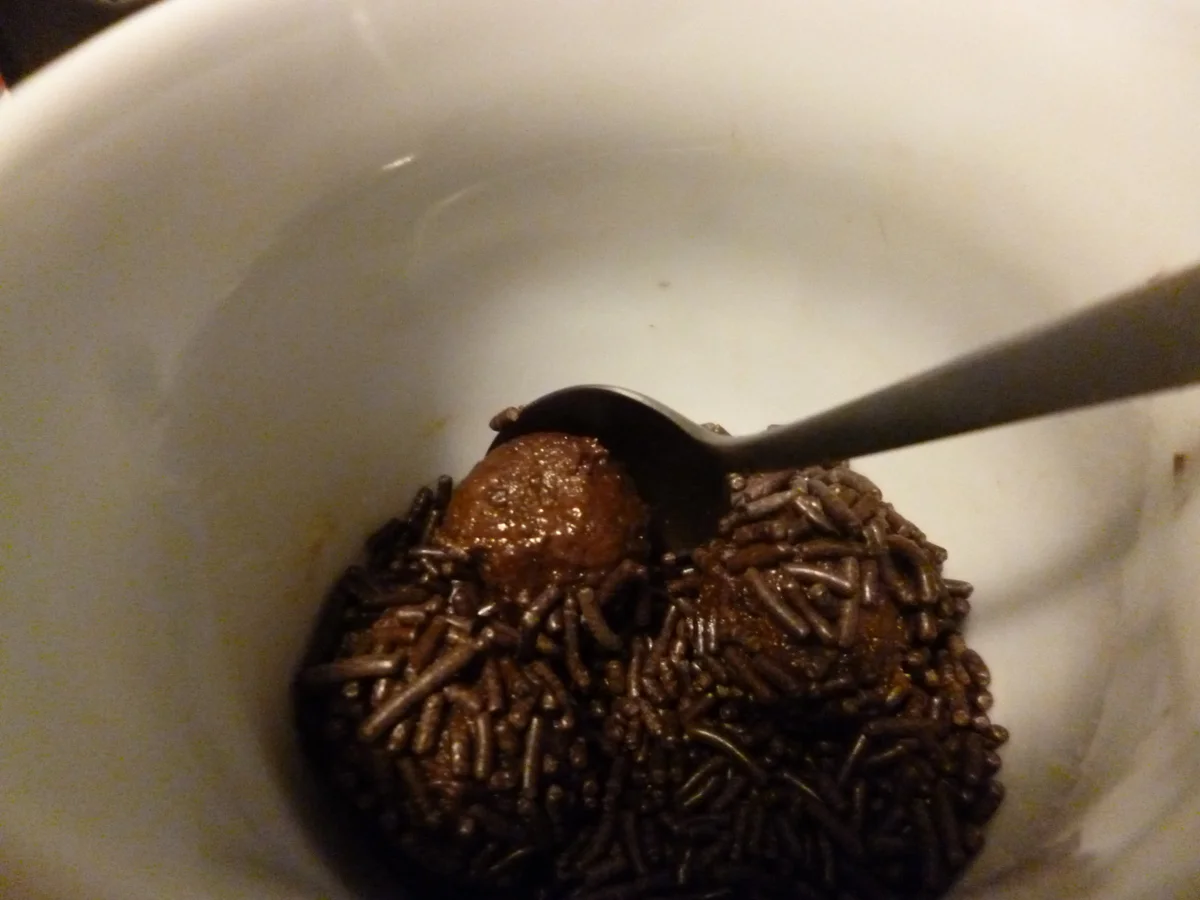 Rezept: Trüffel Rumkugeln Bild Nr. 1077 Trüffel Rumkugeln - Rezept - Bild Nr. 1077