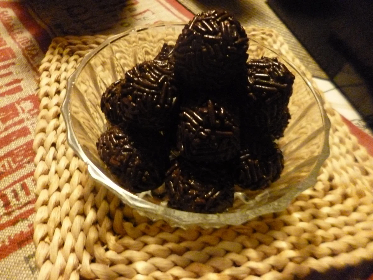 Rezept: Trüffel Rumkugeln Bild Nr. 1078 Trüffel Rumkugeln - Rezept - Bild Nr. 1078