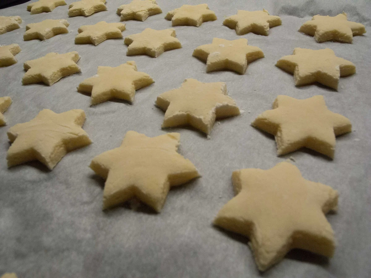 Rezept: Plätzchen: Kardamom-Sterne Bild Nr. 1144 Plätzchen: Kardamom-Sterne - Rezept - Bild Nr. 1144