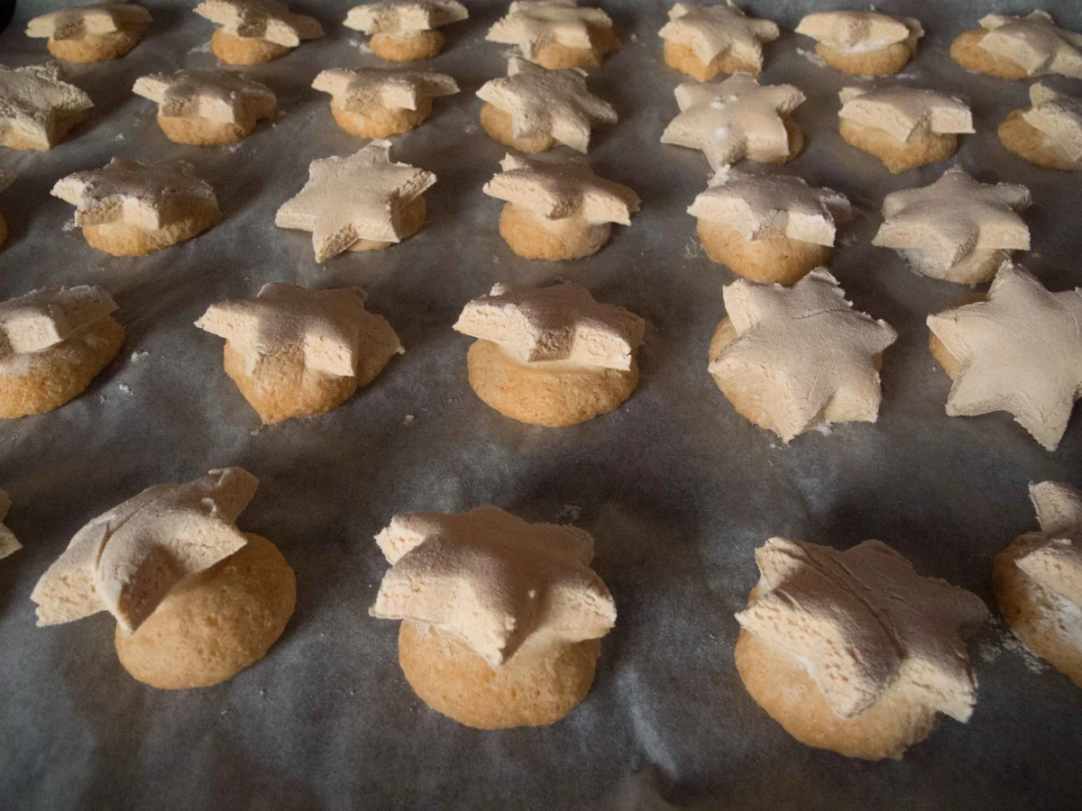 Rezept: Plätzchen: Kardamom-Sterne Bild Nr. 1146 Plätzchen: Kardamom-Sterne - Rezept - Bild Nr. 1146