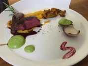 Von der Weide: Bisonfilet mit Schätzen aus der Natur - Rezept