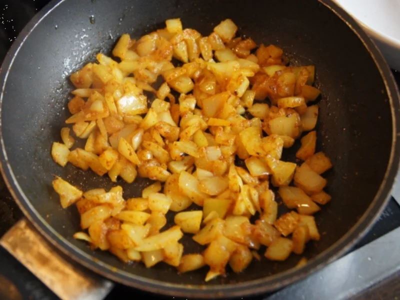 Hähnchenbrustfilet-Zwiebel-Schaschlik mit Currysauce süß-sauer und Zwiebel-Curry-Reis - Rezept - Bild Nr. 1160