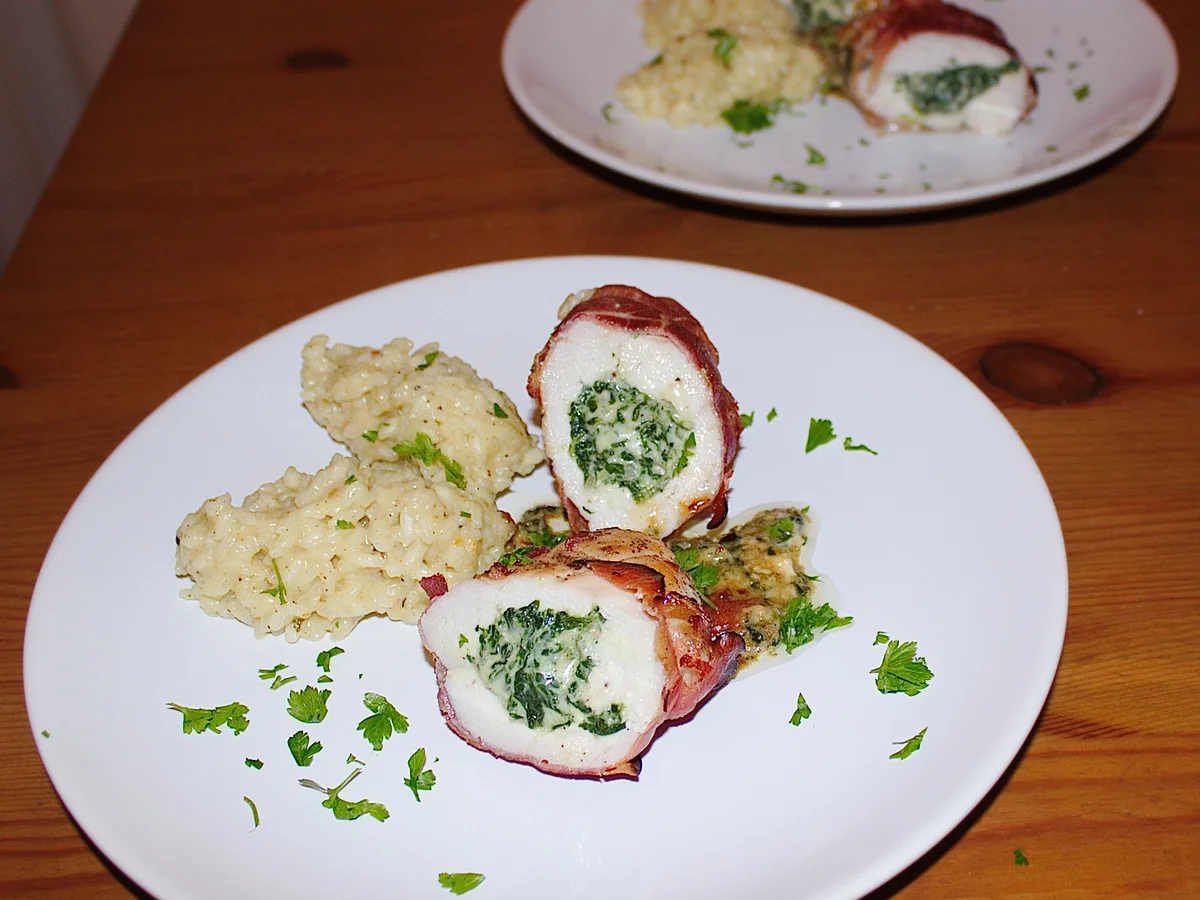 Hähnchenbrustfilet im Speckmantel mit Spinat-Käsefüllung - Rezept - Bild Nr. 1144