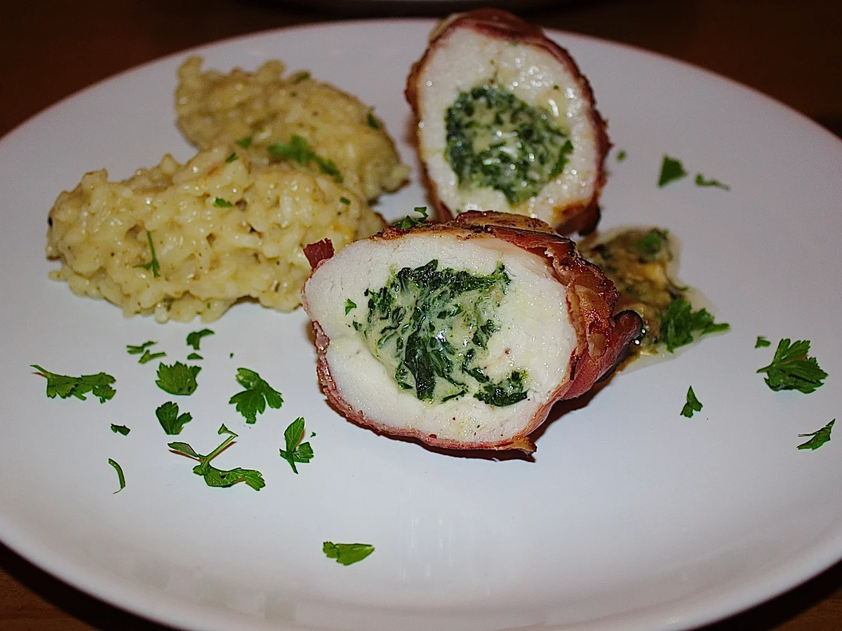 Hähnchenbrustfilet im Speckmantel mit Spinat-Käsefüllung - Rezept - Bild Nr. 1145