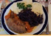 Kalbsrouladen mit Ananas-Apfel-Rotkohl und Tschechischen Hefeteig Klößen - Rezept - Bild Nr. 1106
