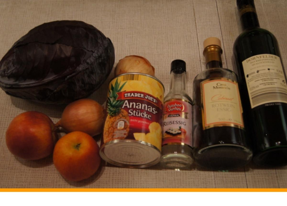 Kalbsrouladen mit Ananas-Apfel-Rotkohl und Tschechischen Hefeteig Klößen - Rezept - Bild Nr. 1115