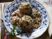 Spinat-Semmelknödel mit Waldpilz-Rahmragout - Rezept - Bild Nr. 1106