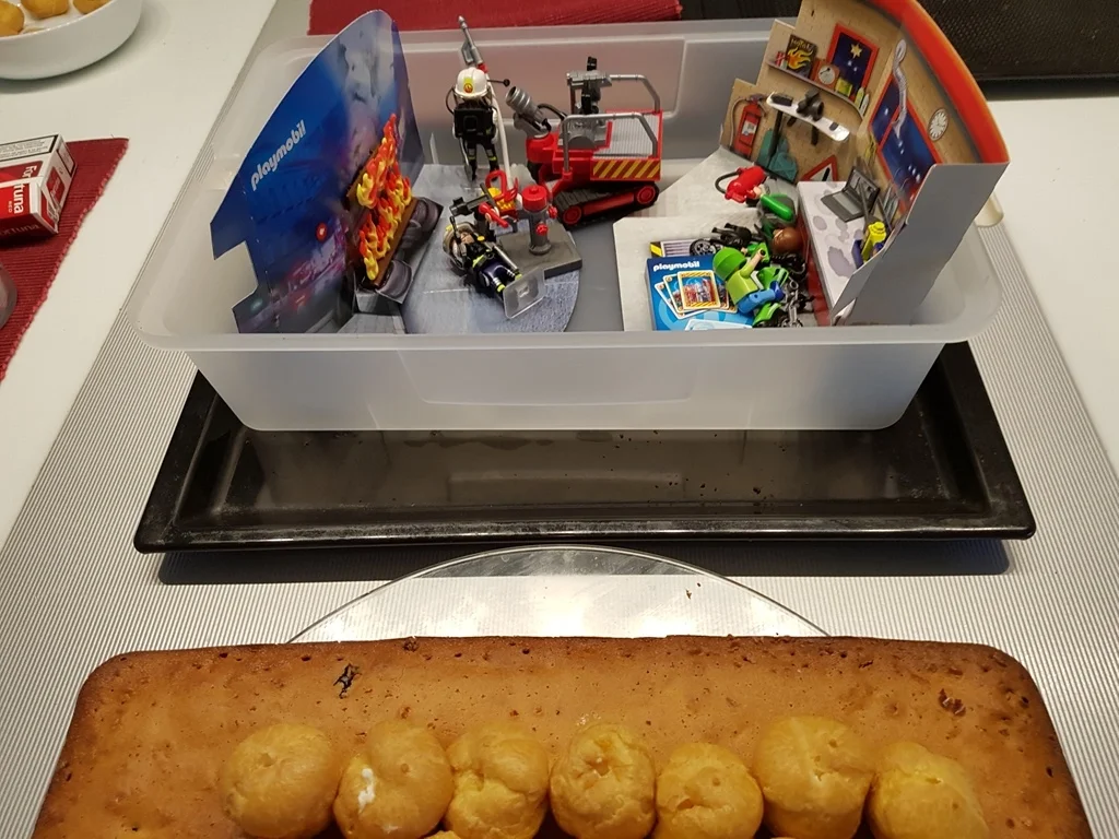 Rezept: Joni`s "Birthday Torte" Bild Nr. 1148 Joni`s "Birthday Torte" - Rezept - Bild Nr. 1148