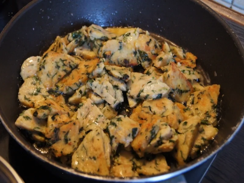 Gebratene Spinat-Semmelknödel mit Rote-Bete-Möhren-Gemüse und Rührei - Rezept - Bild Nr. 1125