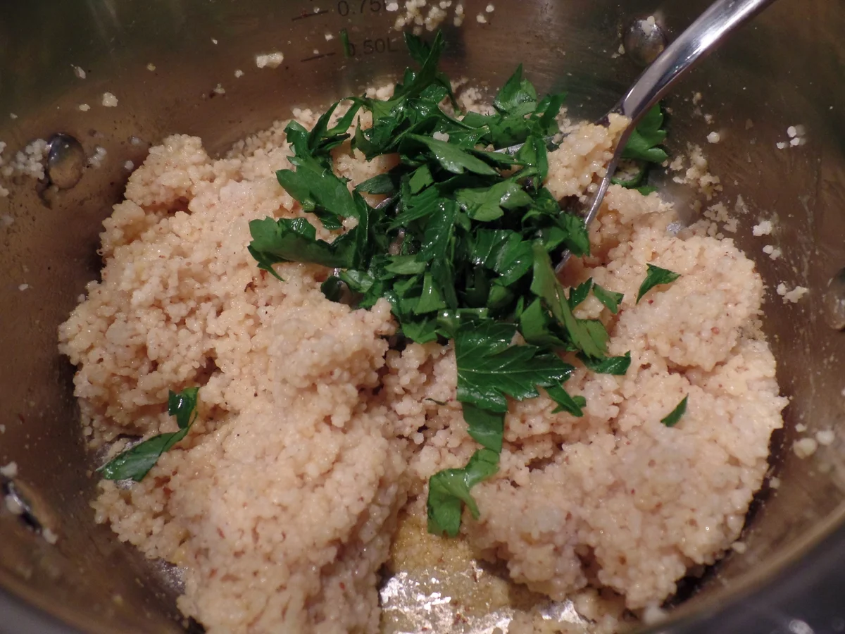 Rotbarsch mit Couscouskruste und Endiviensalat - Rezept - Bild Nr. 1161