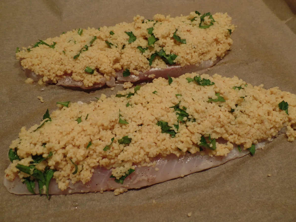 Rotbarsch mit Couscouskruste und Endiviensalat - Rezept - Bild Nr. 1163