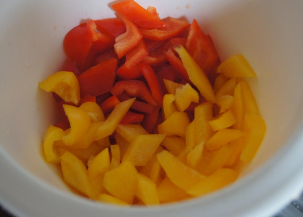 Kabeljau Filet auf Paprika-Gemüsezwiebel-Gemüse - Rezept - Bild Nr. 1200