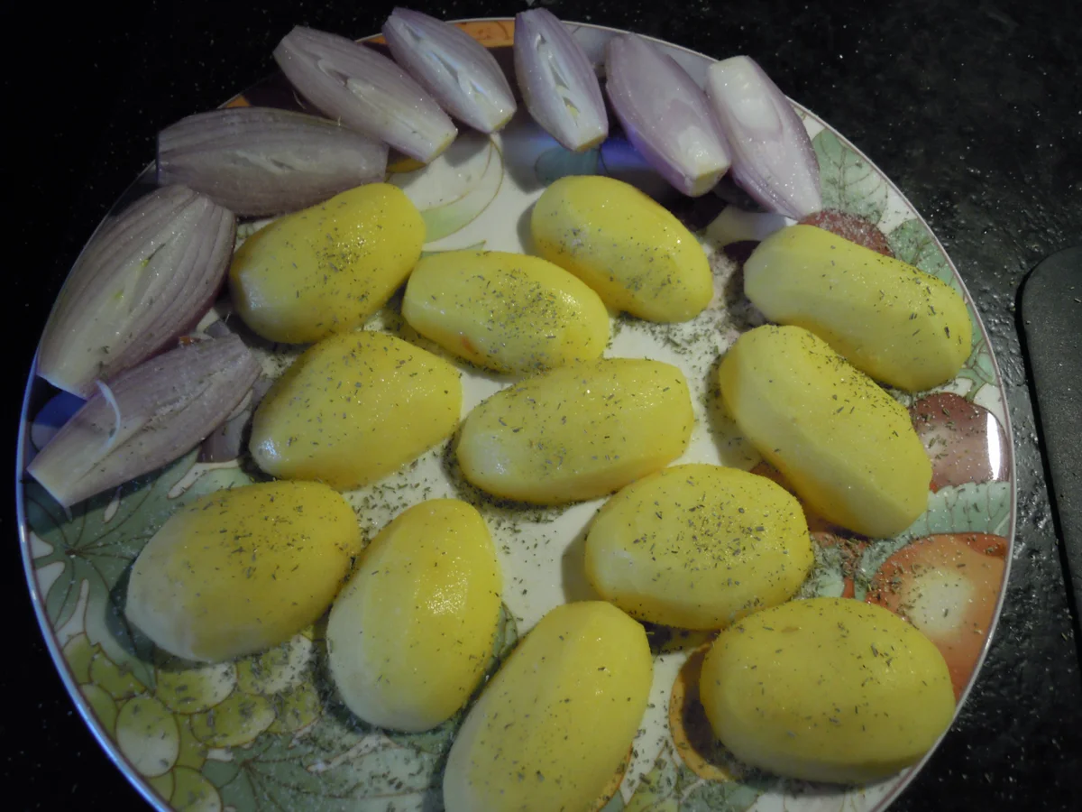 Rosmarin Hühnchen aus dem Römertopf - Rezept - Bild Nr. 1200