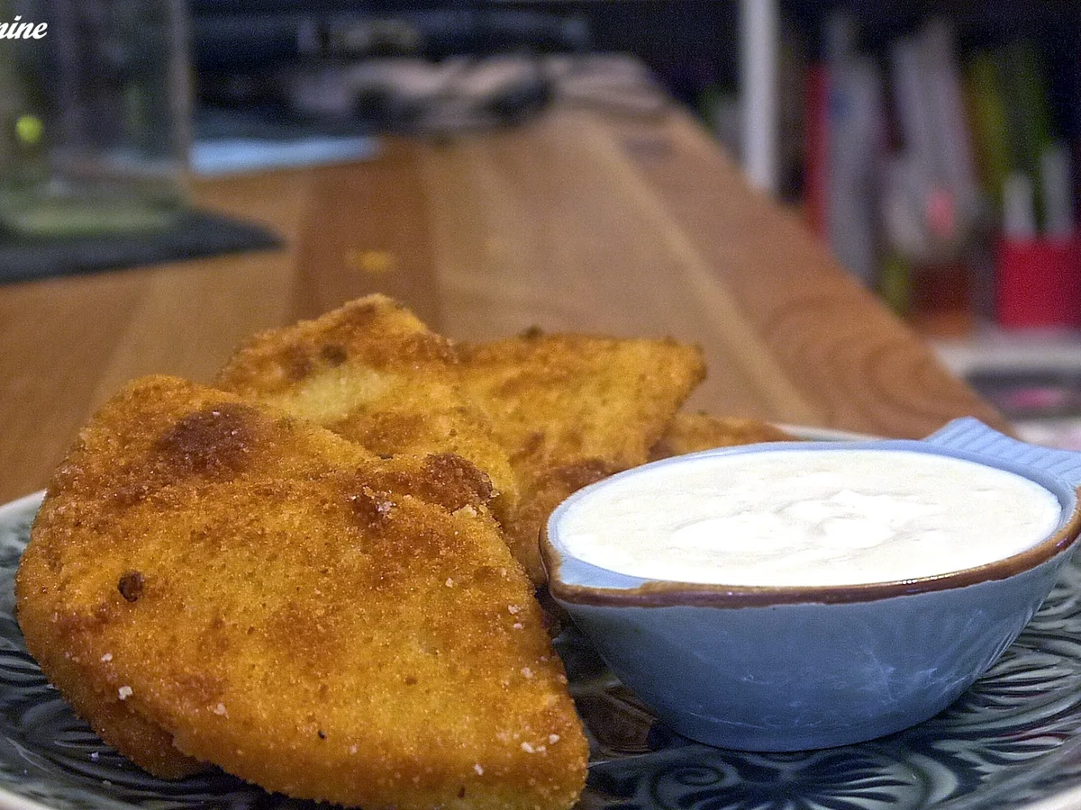 Sellerieschnitzel mit Knobi-Schmand-Dip - Rezept - Bild Nr. 1208