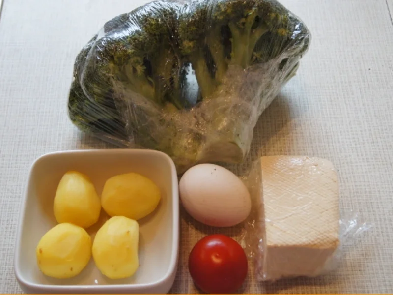 Tofuschnitzel mit Brokkoli und gebratenen Kartoffelspalten - Rezept - Bild Nr. 1208