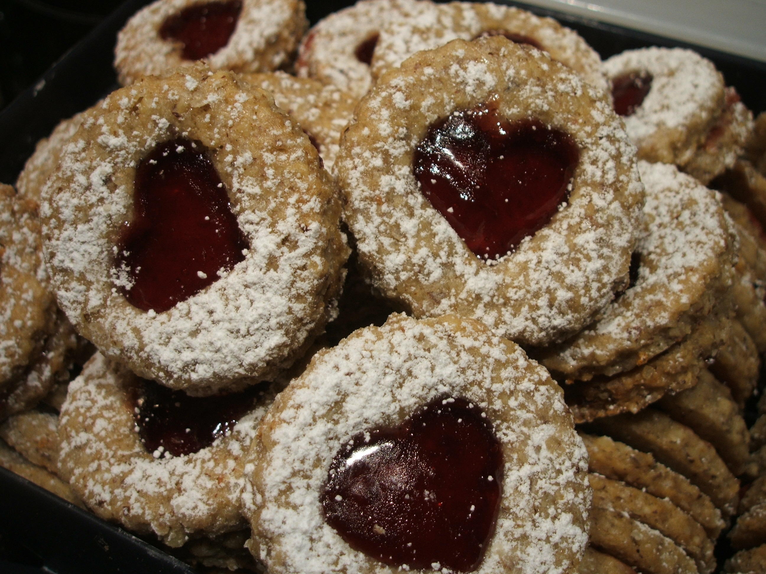 Bilder für Plätzchen: Linzer Spitzbuben Rezept