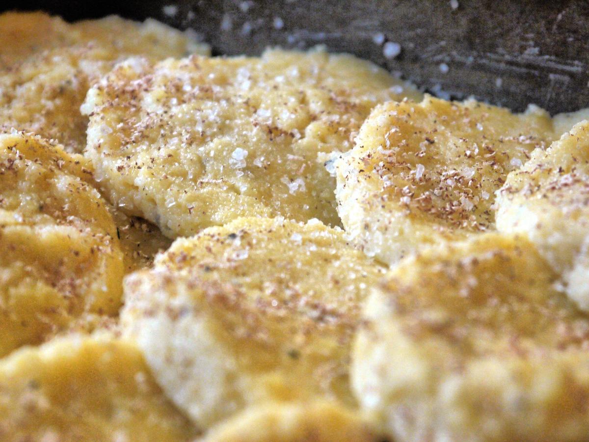 Gnocchi di Semolino alla Romana - einfach - 189 kcal/100g Gnocchi di Semolino alla Romana - einfach - 189 kcal/100g