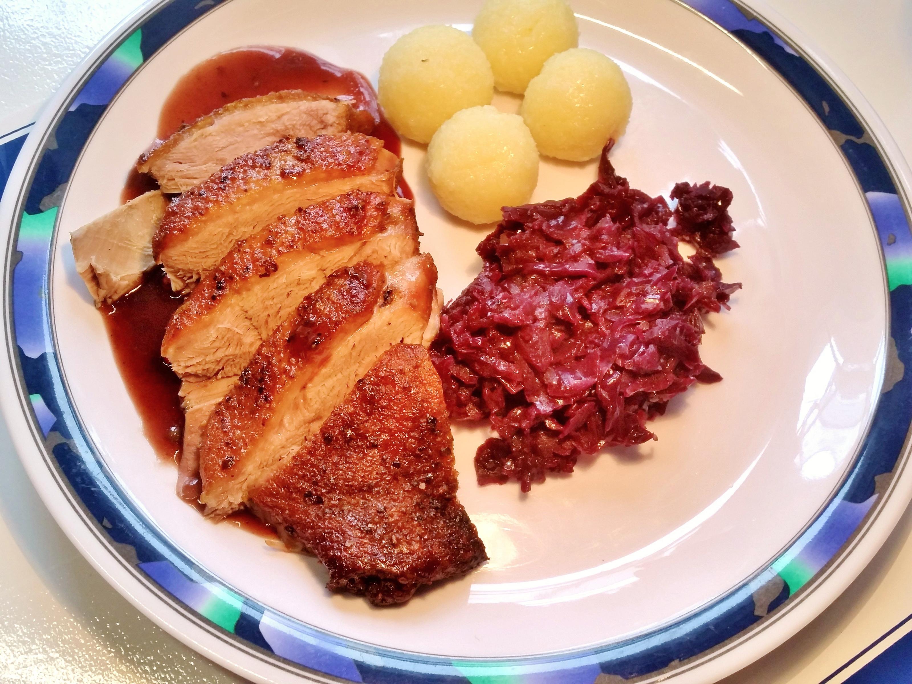 Bilder für Gänsebrust mit Rotkohl ... Rezept