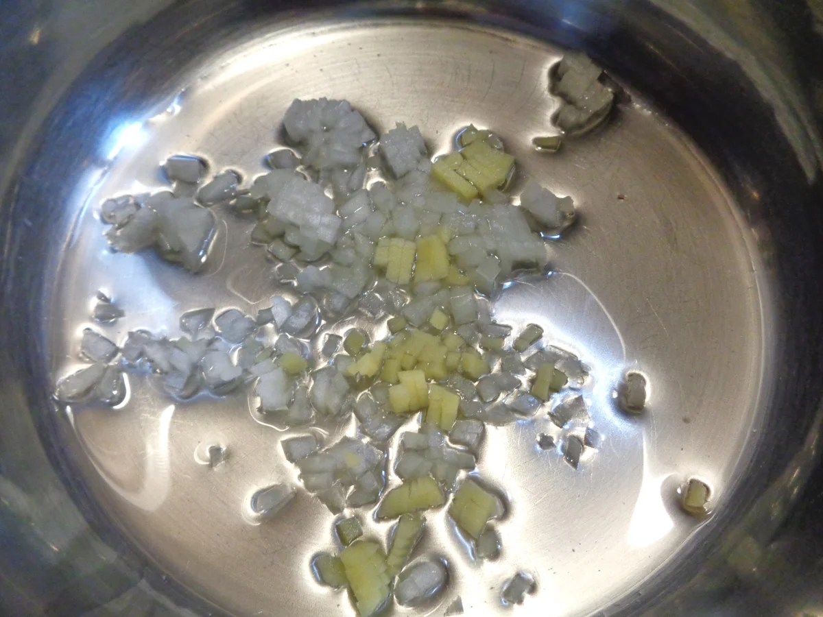 Rezept: Cremige Kokos - Süßkartoffel - Suppe ... Bild Nr. 1215 Cremige Kokos - Süßkartoffel - Suppe ... - Rezept - Bild Nr. 1215