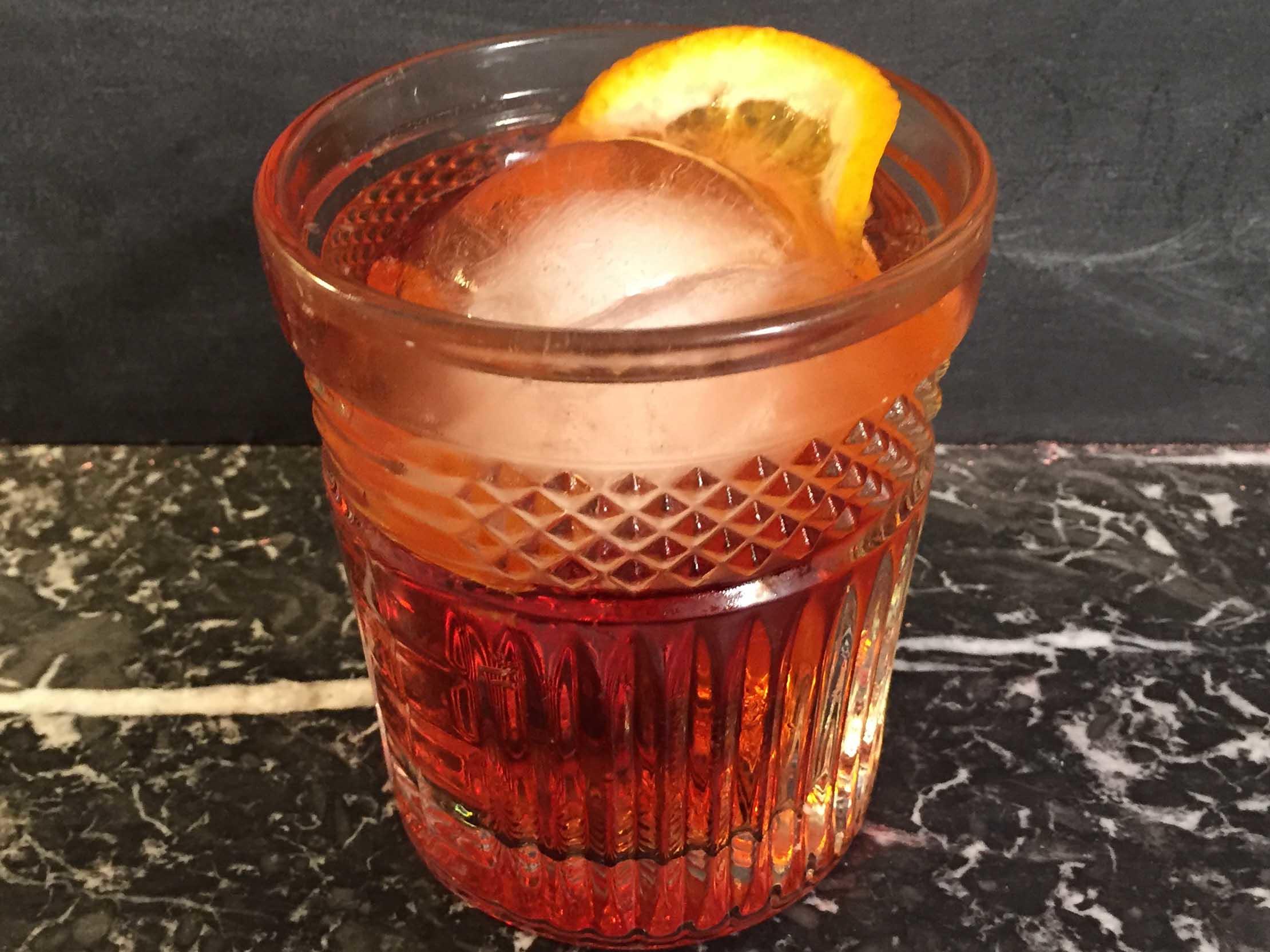 Bilder für Americano mit Wermut und Campari Rezept