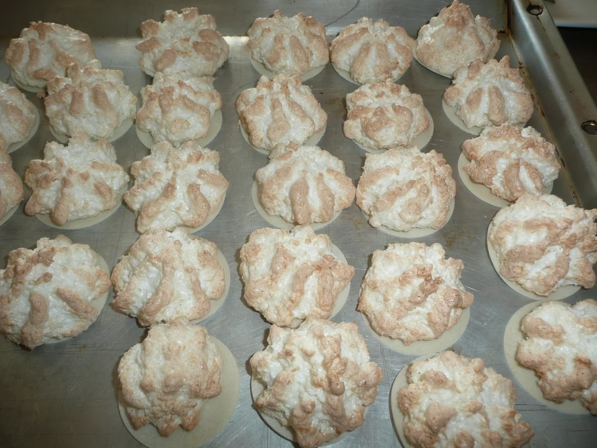 Weihnachtsgebäck : Kokosmakronen 30 Stück - Rezept - Bild Nr. 1249