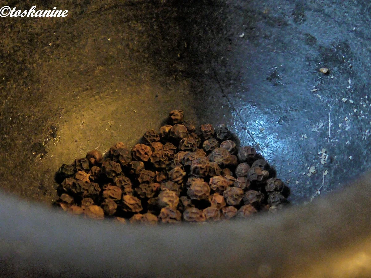 Rezept: Weißbrot mit Pfeffer und Fenchel Bild Nr. 1337 Weißbrot mit Pfeffer und Fenchel - Rezept - Bild Nr. 1337
