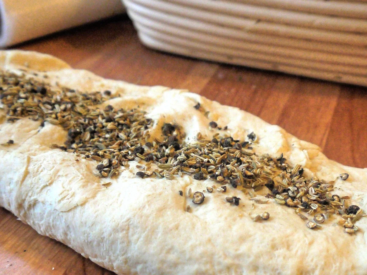 Rezept: Weißbrot mit Pfeffer und Fenchel Bild Nr. 1340 Weißbrot mit Pfeffer und Fenchel - Rezept - Bild Nr. 1340