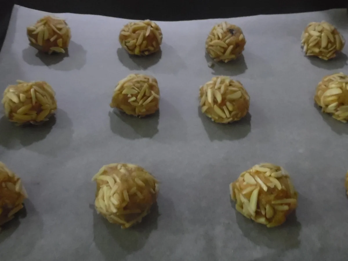 Apfel-Mandel-Bällchen - Rezept - Bild Nr. 4