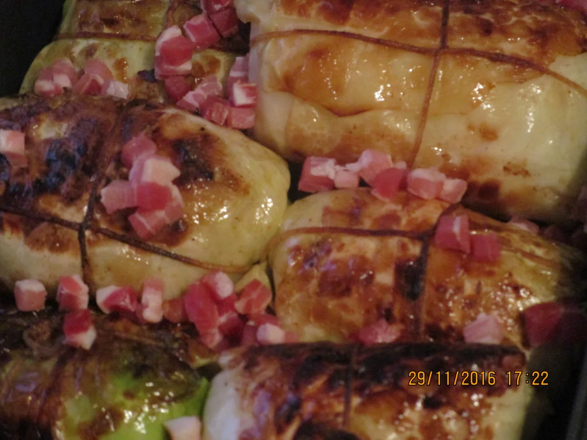 Rezept: Mama's Kohlrouladen Bild Nr. 1344 Mama's Kohlrouladen - Rezept - Bild Nr. 1344