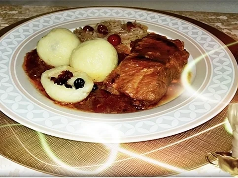 Rezept: Gefüllte Klöße mit Cranberries die jedes Fleischgericht verfeinern Bild Nr. 1329 Gefüllte Klöße mit Cranberries die jedes Fleischgericht verfeinern - Rezept - Bild Nr. 1329