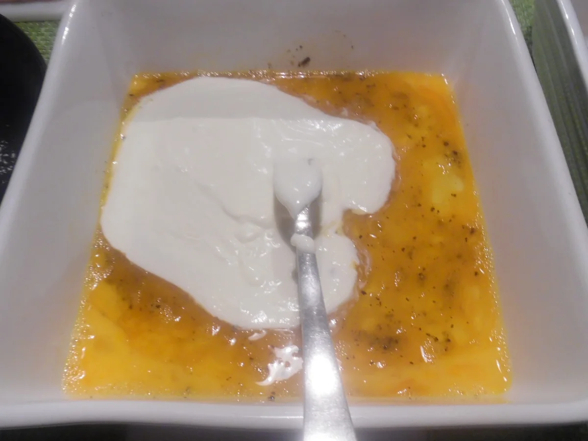 Rezept: Back-Hend'l mit Paprika-Rahmkartoffeln Bild Nr. 1337 Back-Hend'l mit Paprika-Rahmkartoffeln - Rezept - Bild Nr. 1337