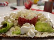 Tatar oder gem. Gehacktes oder Mett ist ein perfektes Abendbrot à la Biggi - Rezept
