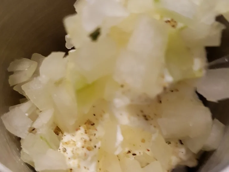 Tatar oder gem. Gehacktes oder Mett ist ein perfektes Abendbrot à la Biggi - Rezept - Bild Nr. 1343