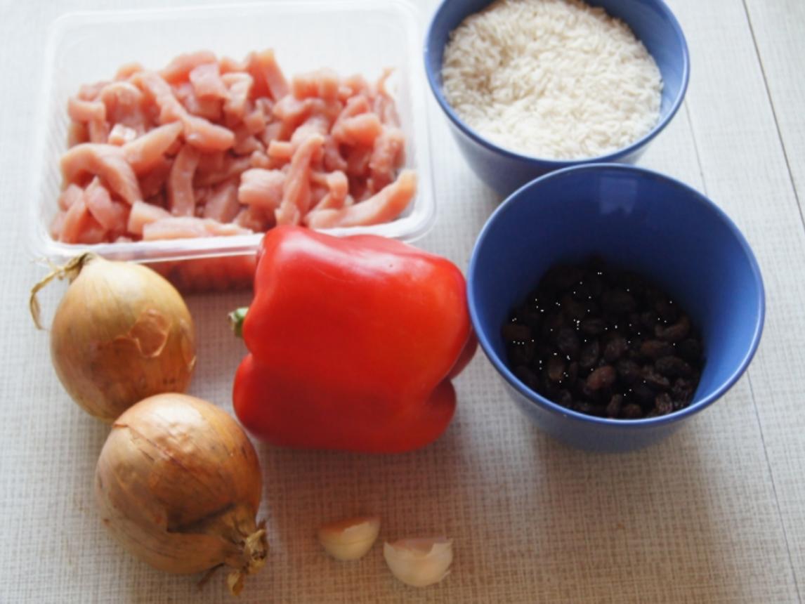 Paprika Zwiebel Geschnetzeltes mit Sultaninen Reis - einfach - von MausVoh Paprika Zwiebel Geschnetzeltes mit Sultaninen Reis - einfach - von MausVoh
