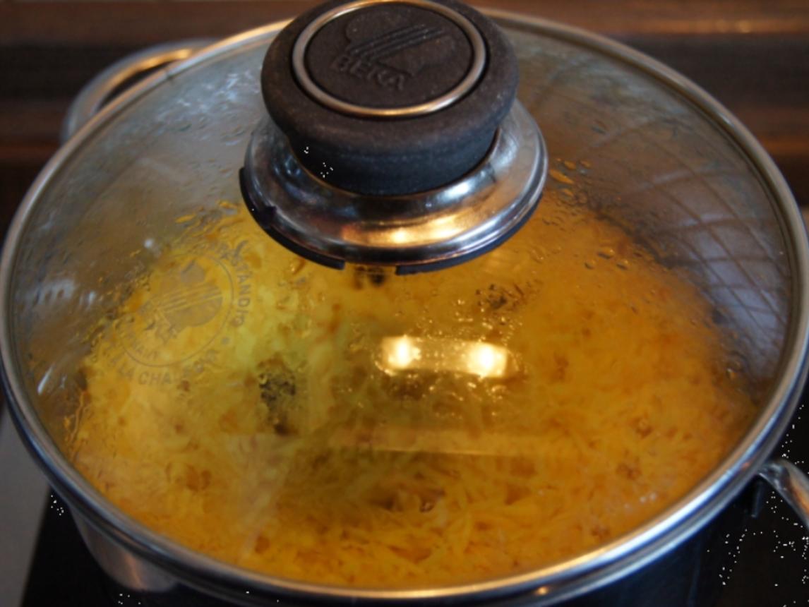 Paprika Zwiebel Geschnetzeltes mit Sultaninen Reis - einfach - von MausVoh