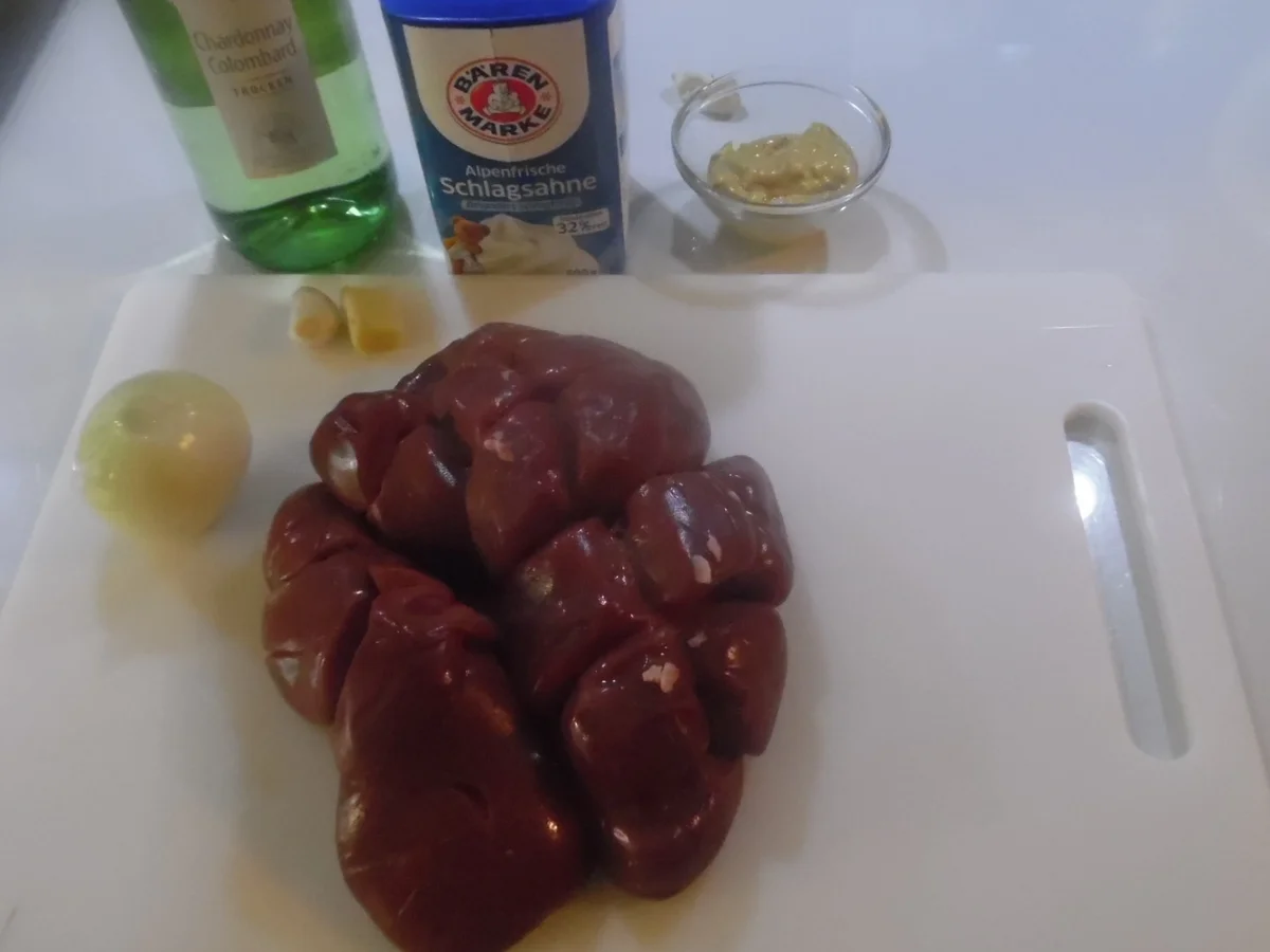 Rezept: Kalbsnieren in Senfsoße Bild Nr. 1350 Kalbsnieren in Senfsoße - Rezept - Bild Nr. 1350