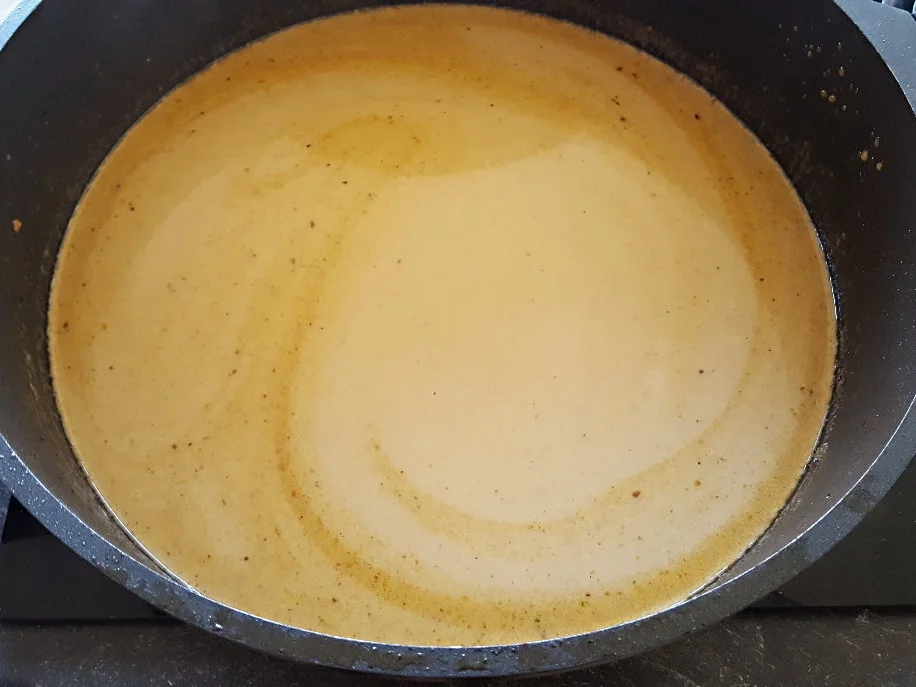 Hase auf Wurzelgemüse-Sahnesoße mit Kartoffelknödel und Ofengeröstete Karotten - Rezept - Bild Nr. 6