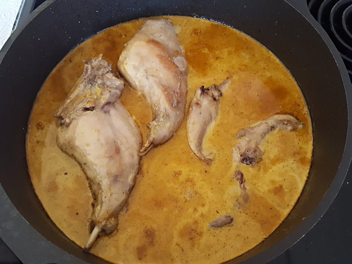 Hase auf Wurzelgemüse-Sahnesoße mit Kartoffelknödel und Ofengeröstete Karotten - Rezept - Bild Nr. 5