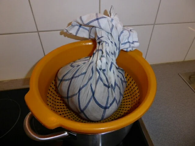 Rezept: Rinderbrühe Bild Nr. 9 Rinderbrühe - Rezept - Bild Nr. 9