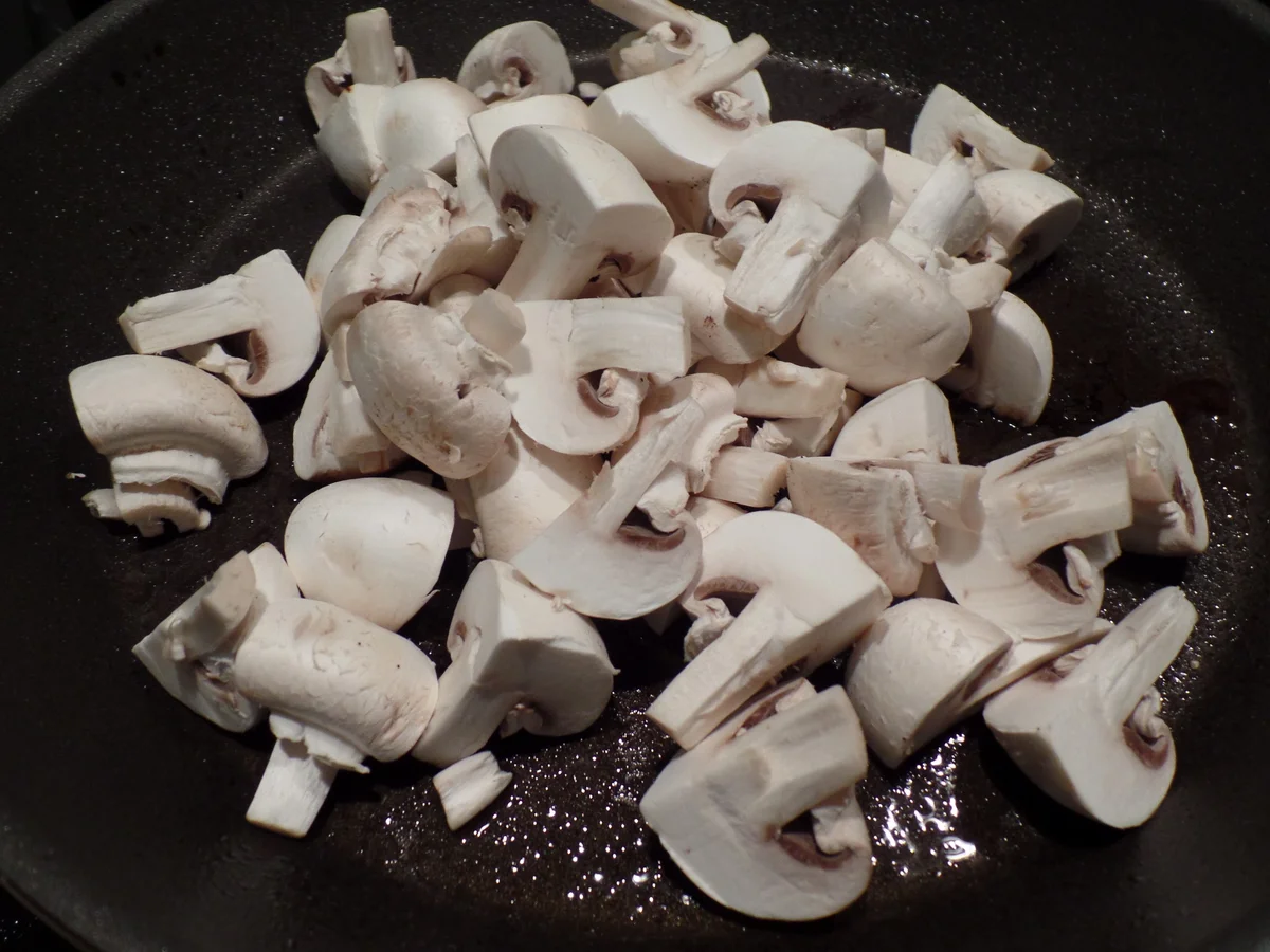 Rezept: Pilzrahm-Medaillons mit Spätzle Bild Nr. 1372 Pilzrahm-Medaillons mit Spätzle - Rezept - Bild Nr. 1372