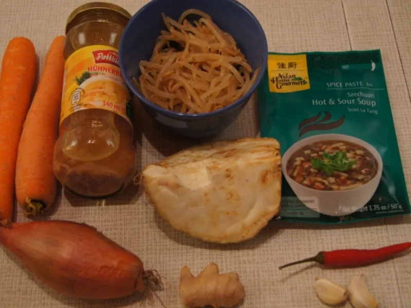 Asiatischer Suppeneintopf - Rezept - Bild Nr. 1366