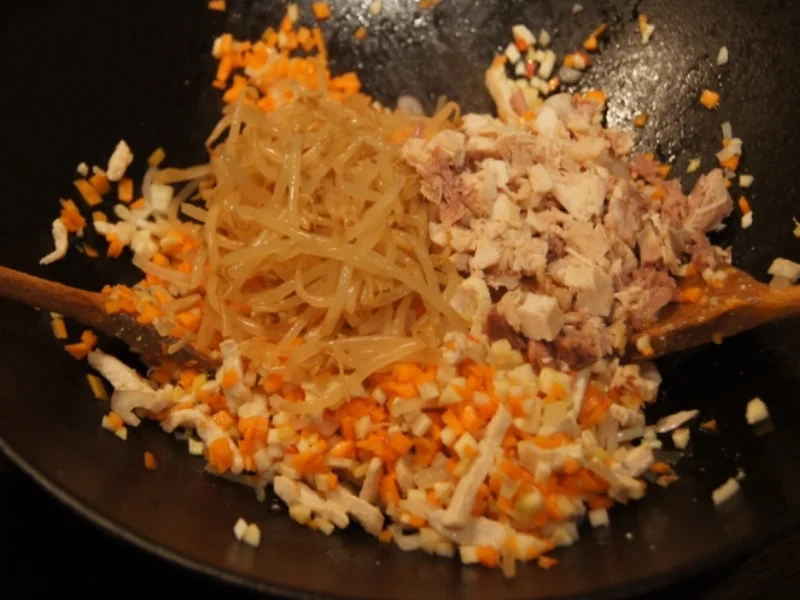 Asiatischer Suppeneintopf - Rezept - Bild Nr. 1375