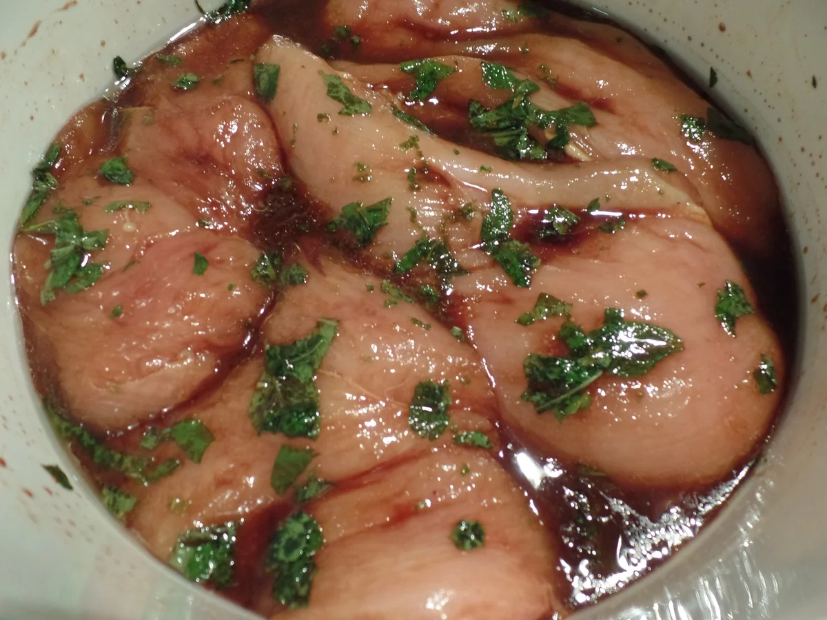 Limetten-Minz-Hähnchen mit Reissalat - Rezept - Bild Nr. 1366