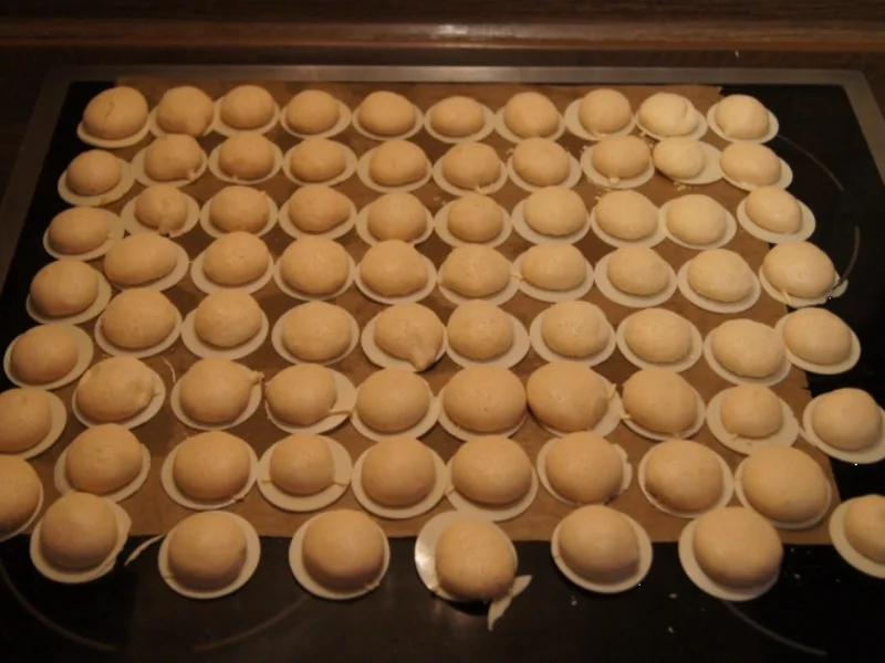 Baiser auf Oblaten - Rezept - Bild Nr. 1366