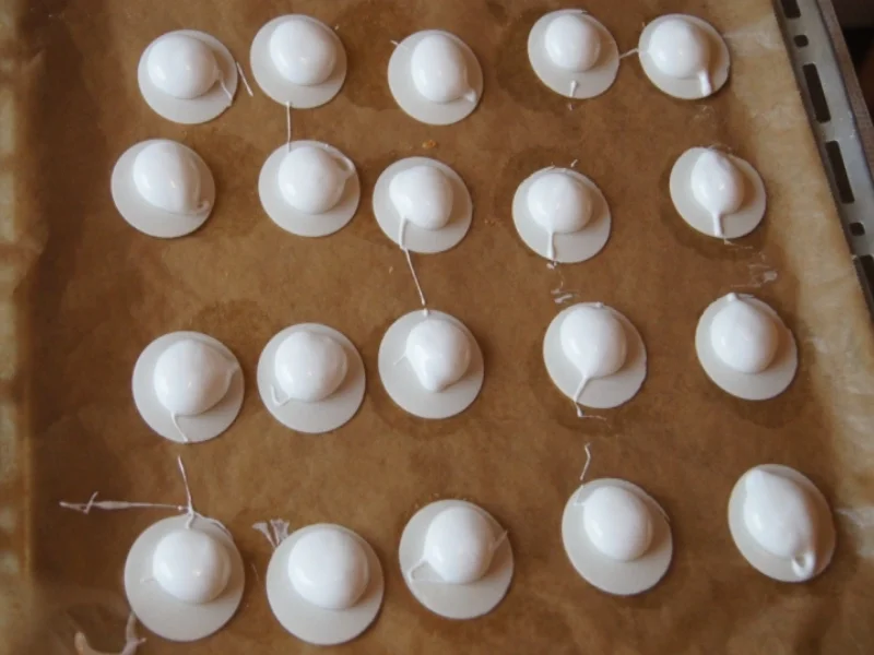 Baiser auf Oblaten - Rezept - Bild Nr. 1366