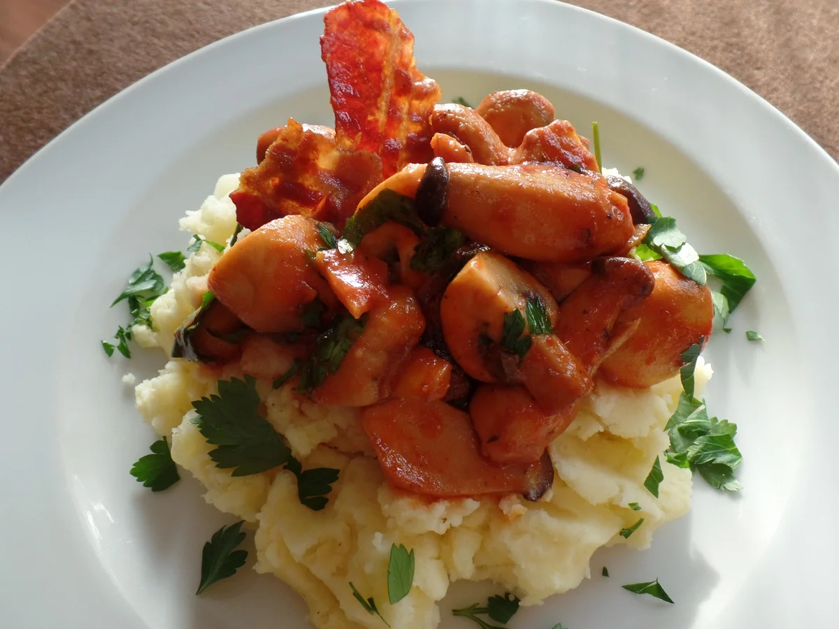 Kartoffelstampf  mit Pilzsauce - Rezept - Bild Nr. 1365