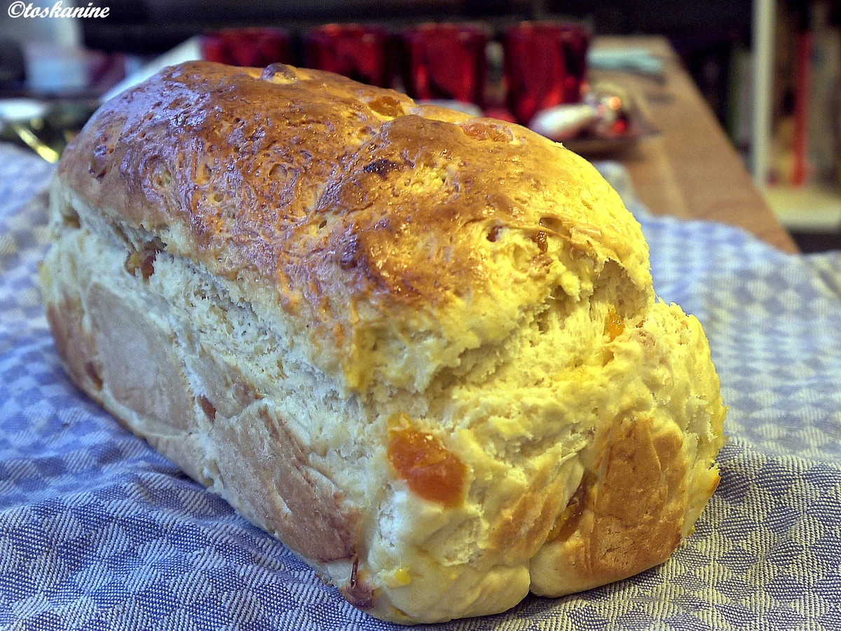 Rumaprikosen-Stuten - Rezept